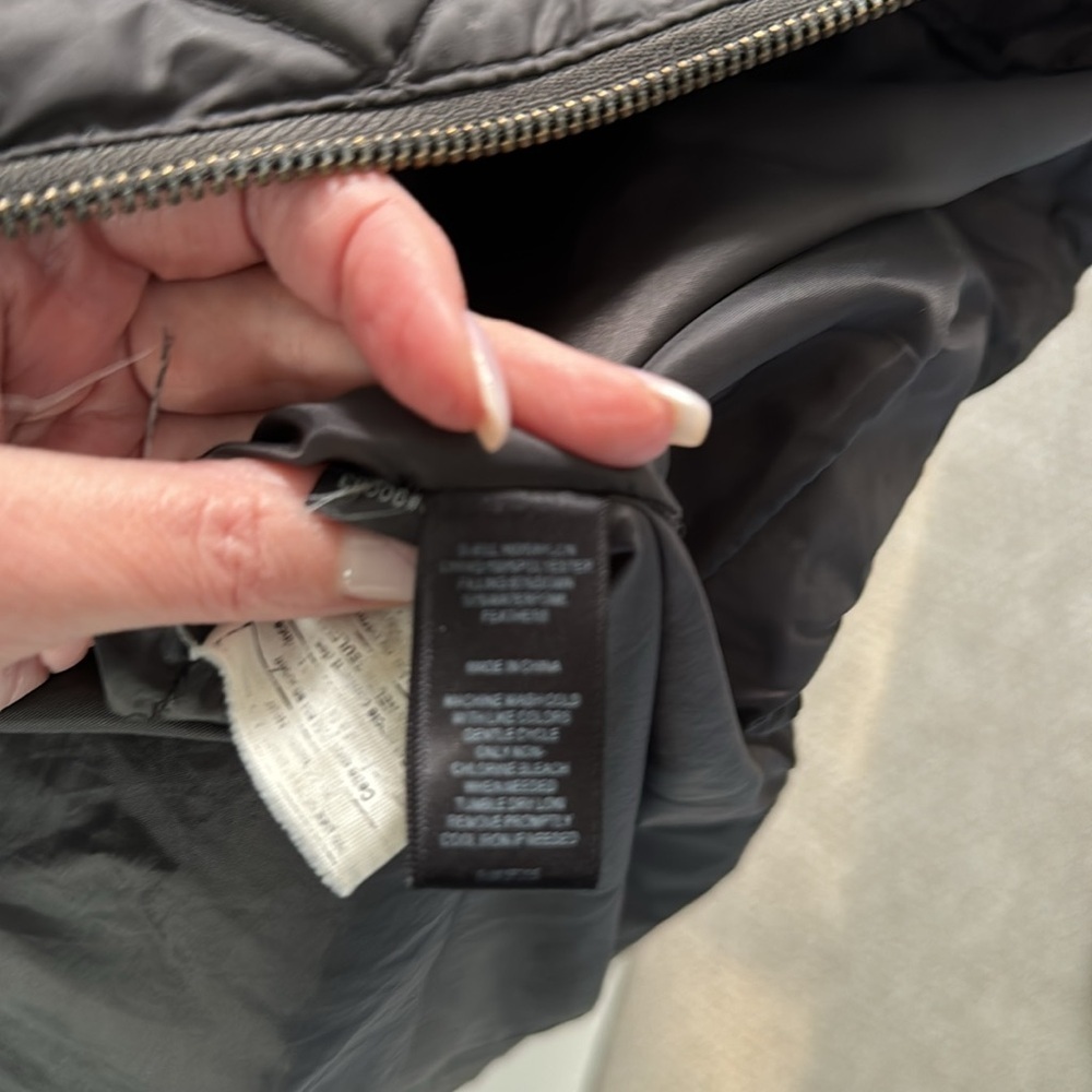 Express—Winter Coat -Size Small - Picture 10 of 11